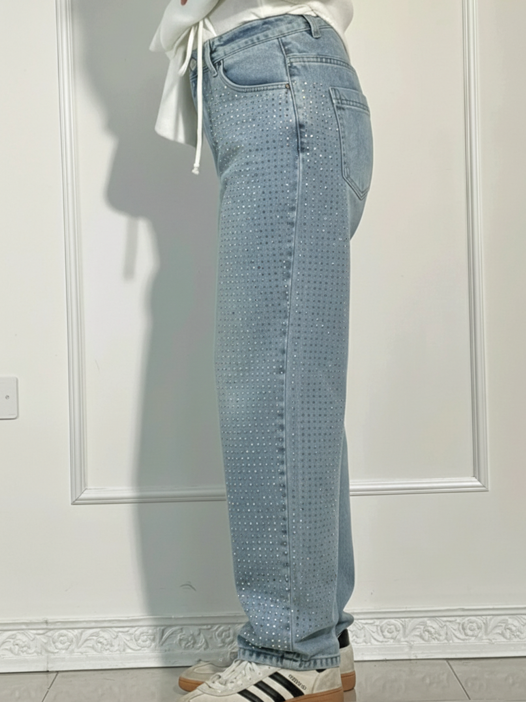 Naomi | Women's Wide-Leg Denim Jeans-Metro Lane Plaza