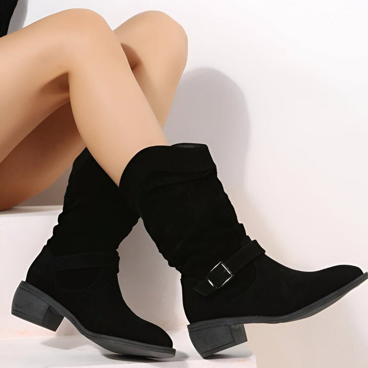 Botins de camurça descaídos para mulher