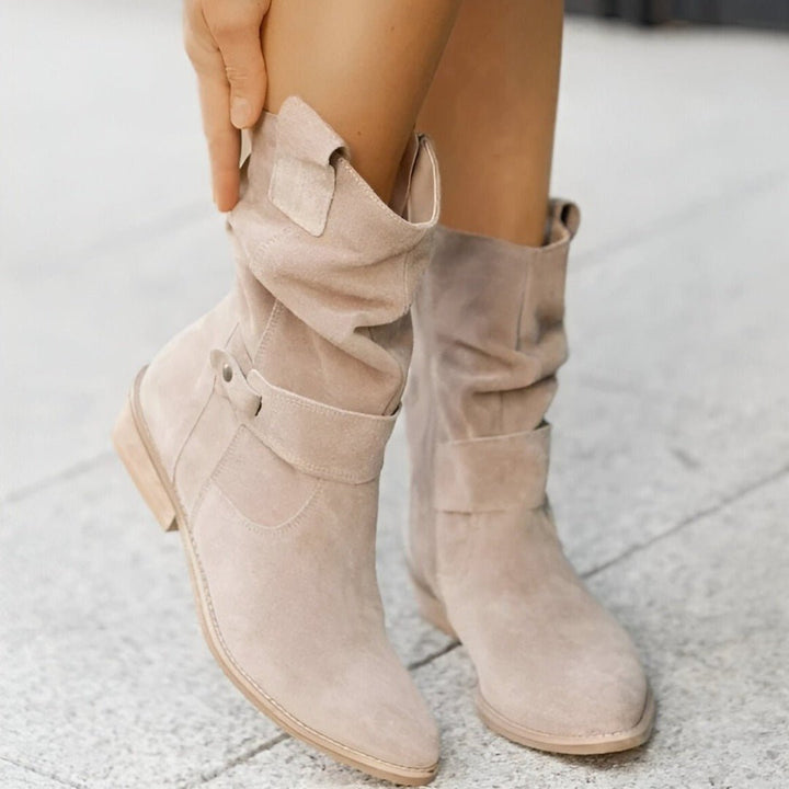 Botins de camurça descaídos para mulher