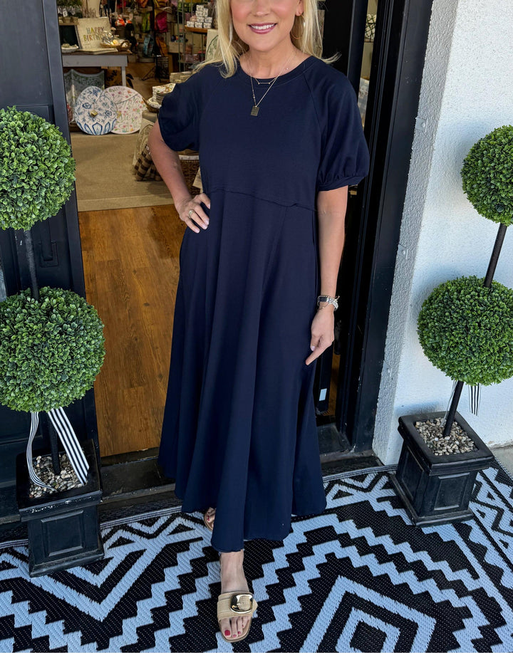 Maddison | Women's Elegant Puff Sleeve Plus Size Maxi Dress-Metro Lane Plaza