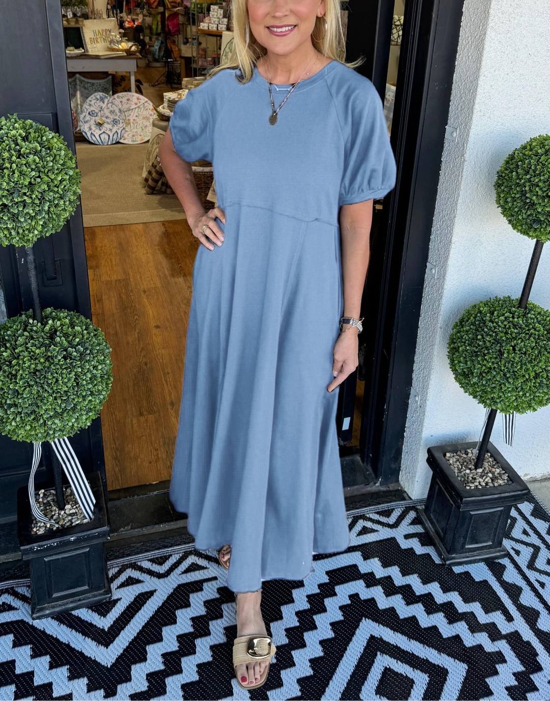 Maddison | Women's Elegant Puff Sleeve Plus Size Maxi Dress-Metro Lane Plaza