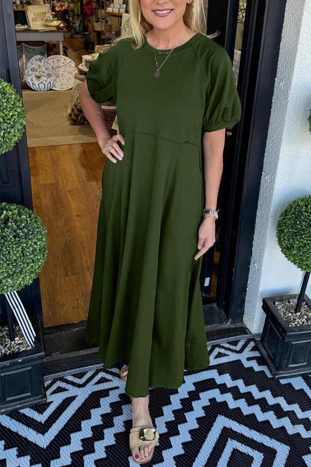 Maddison | Women's Elegant Puff Sleeve Plus Size Maxi Dress-Metro Lane Plaza