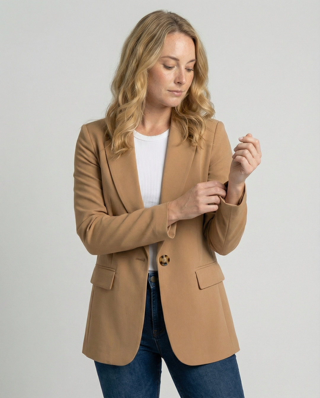 Luna | Women's Chic and Elegant Tailored Blazer-Metro Lane Plaza