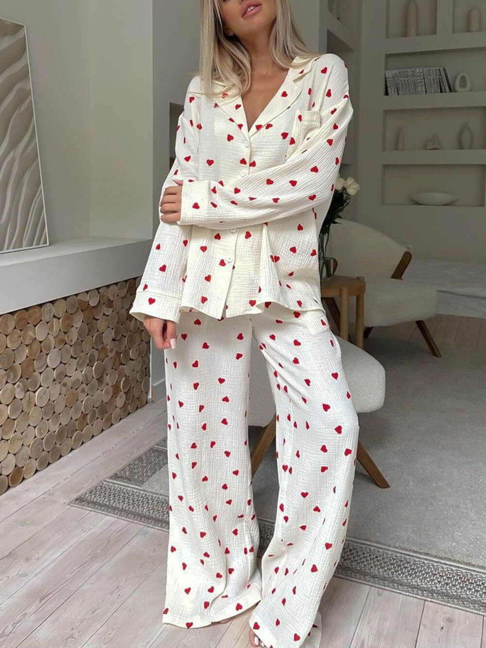 Women's Soft Heart Print Pajama Set-Metro Lane Plaza