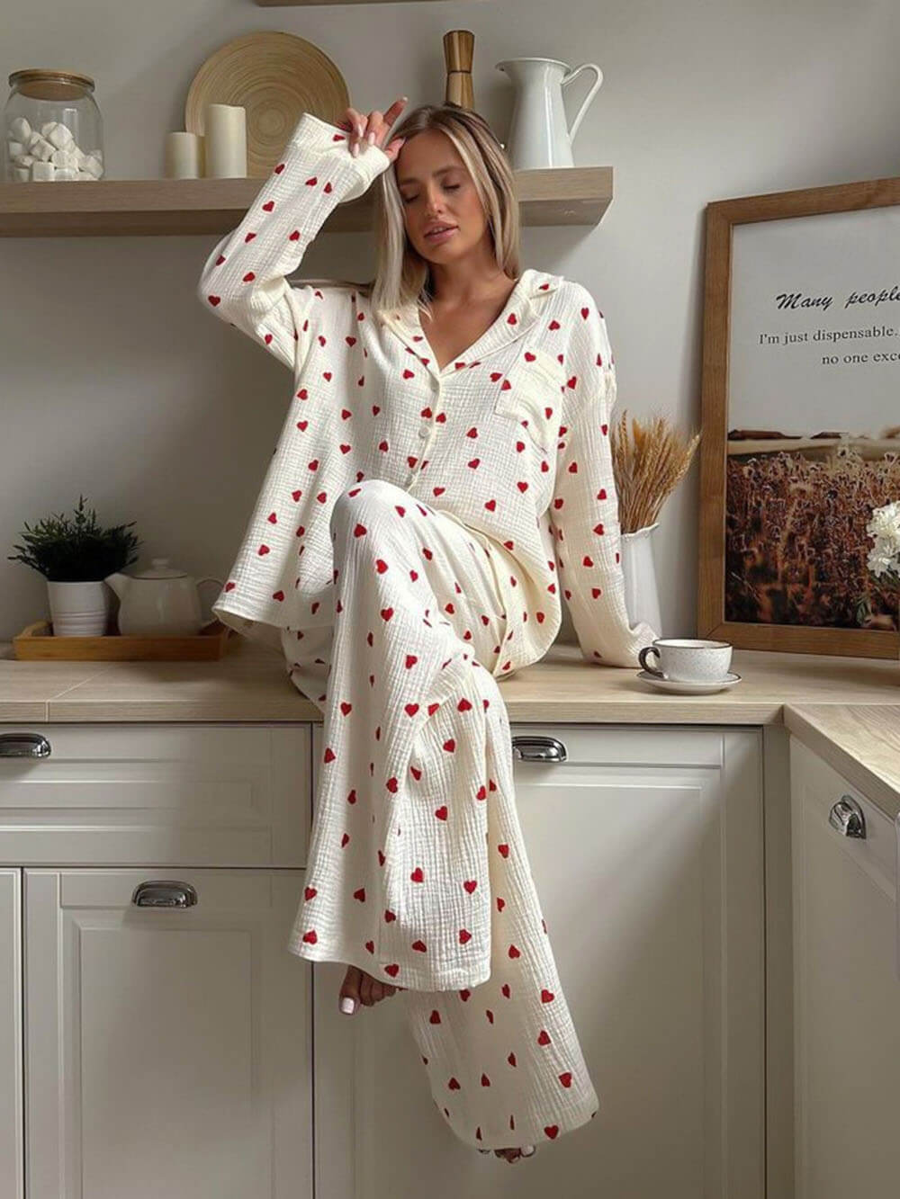 Women's Soft Heart Print Pajama Set-Metro Lane Plaza