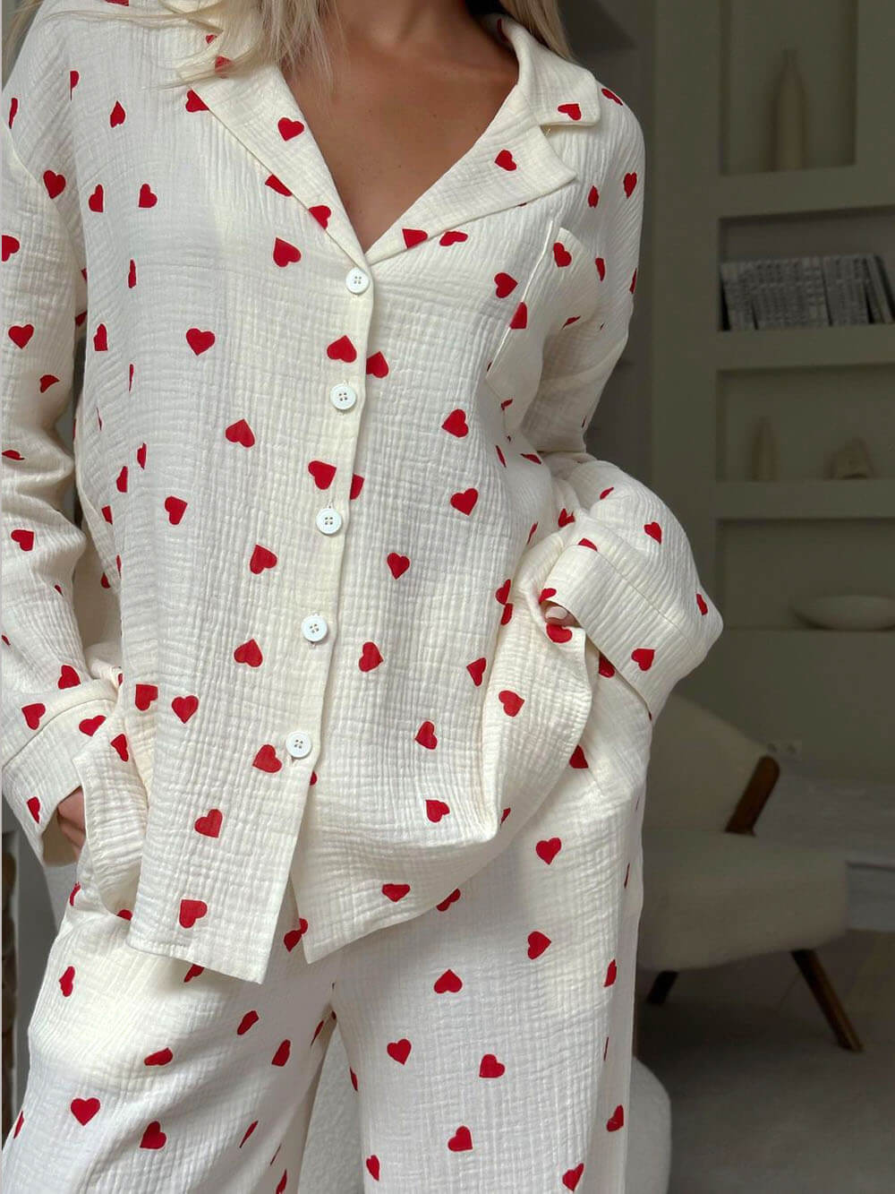 Women's Soft Heart Print Pajama Set-Metro Lane Plaza