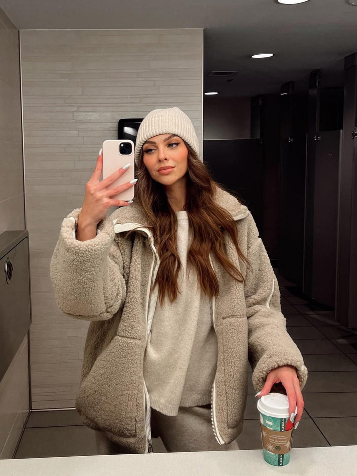 Mila | Women's Cozy Oversized Fleece Jacket-Metro Lane Plaza