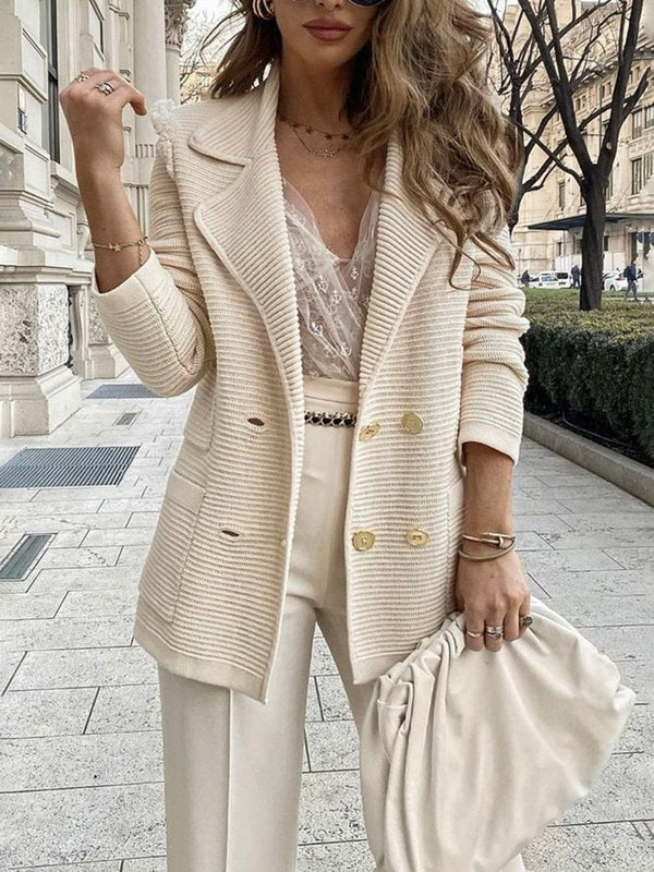 Clara | Stylish and Comfortable Women's Blazer-Metro Lane Plaza