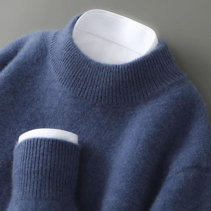 Classico pullover da donna lavorato a maglia con collo alto