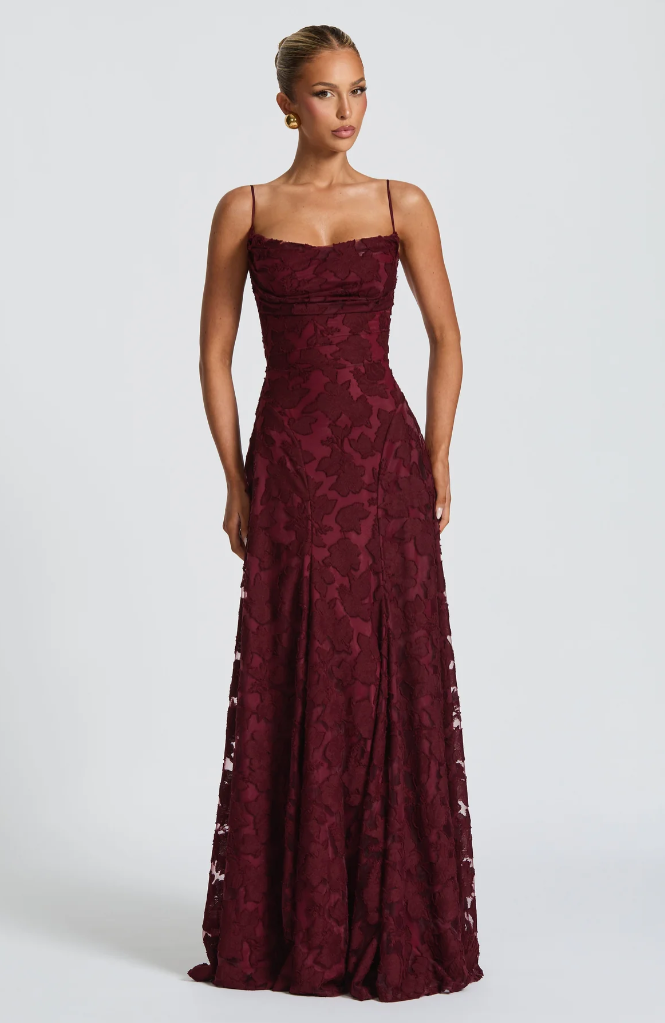 Amy | Women's Elegant Lace Maxi Dress in Floor Length Style-Metro Lane Plaza