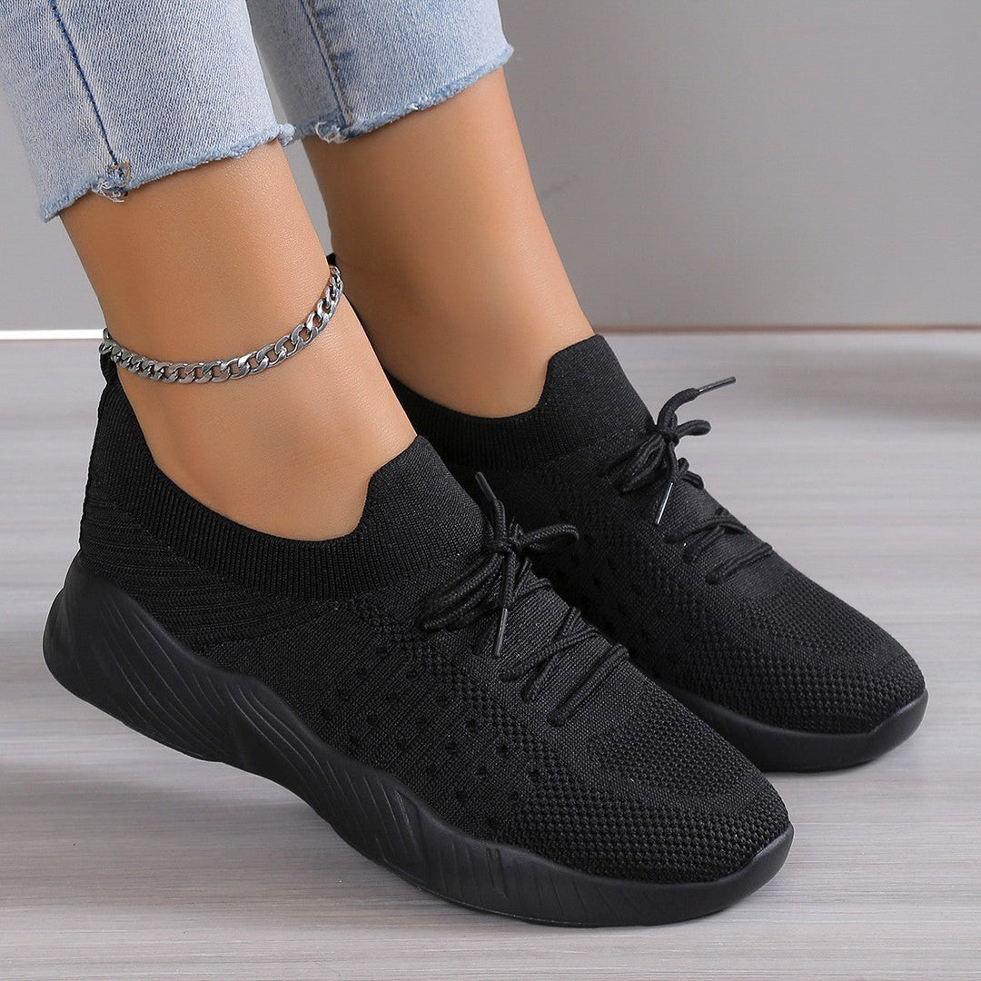 Ilsa | Women's Lightweight Orthopedic Sports Shoes with Breathable Mesh-Metro Lane Plaza