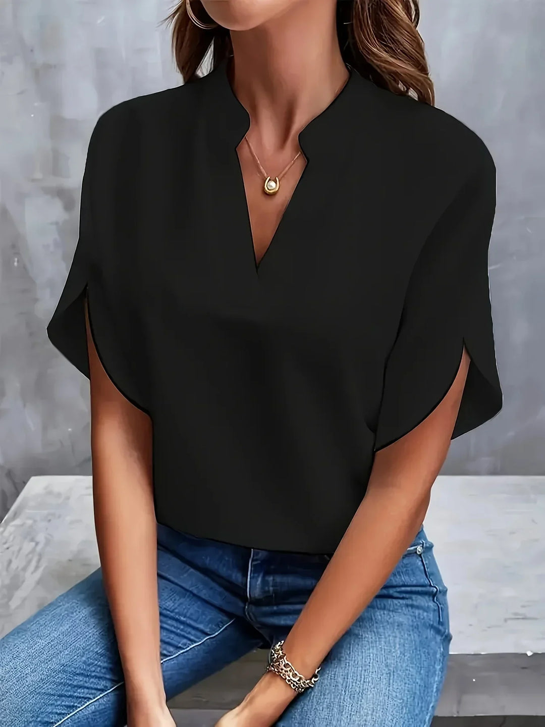 [Women's Casual V-Neck Short Sleeve Top]-Metro Lane Plaza