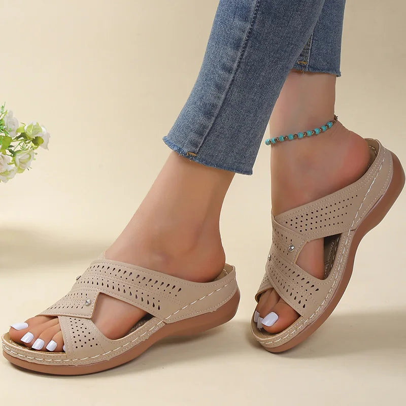 Sophia | Women's Comfortable Orthopedic Sandals with Crisscross Straps-Metro Lane Plaza