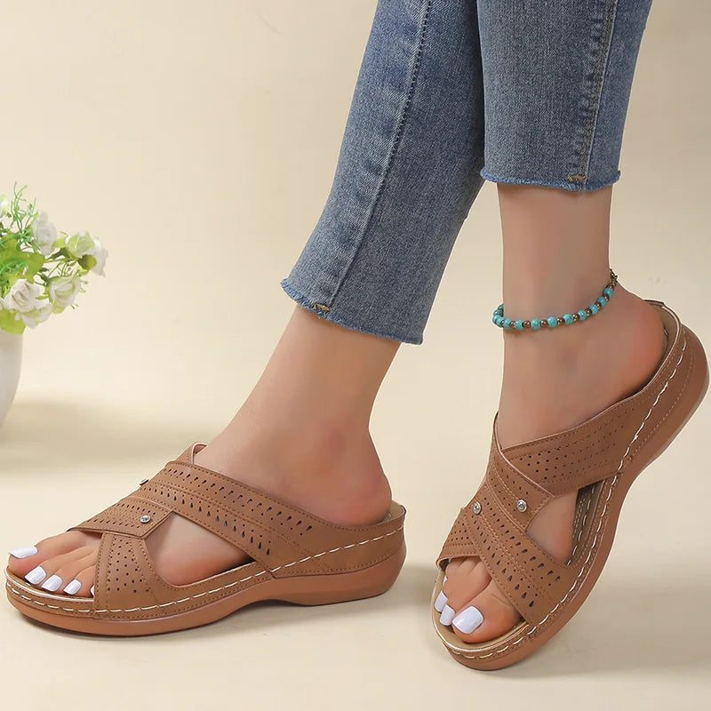Sophia | Women's Comfortable Orthopedic Sandals with Crisscross Straps-Metro Lane Plaza
