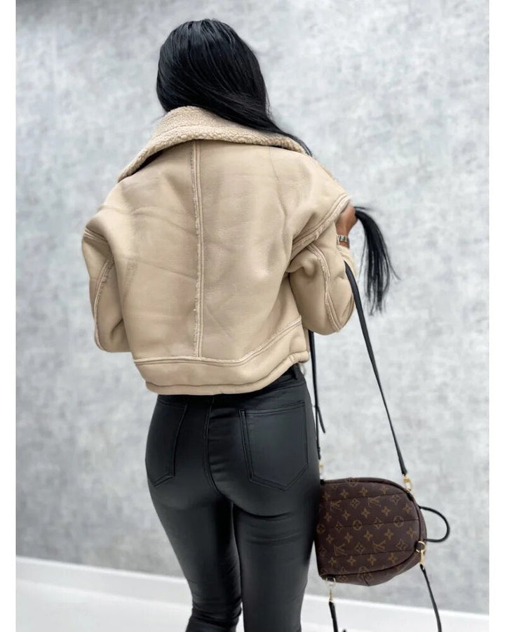 Modische kurze Lederjacke für Damen