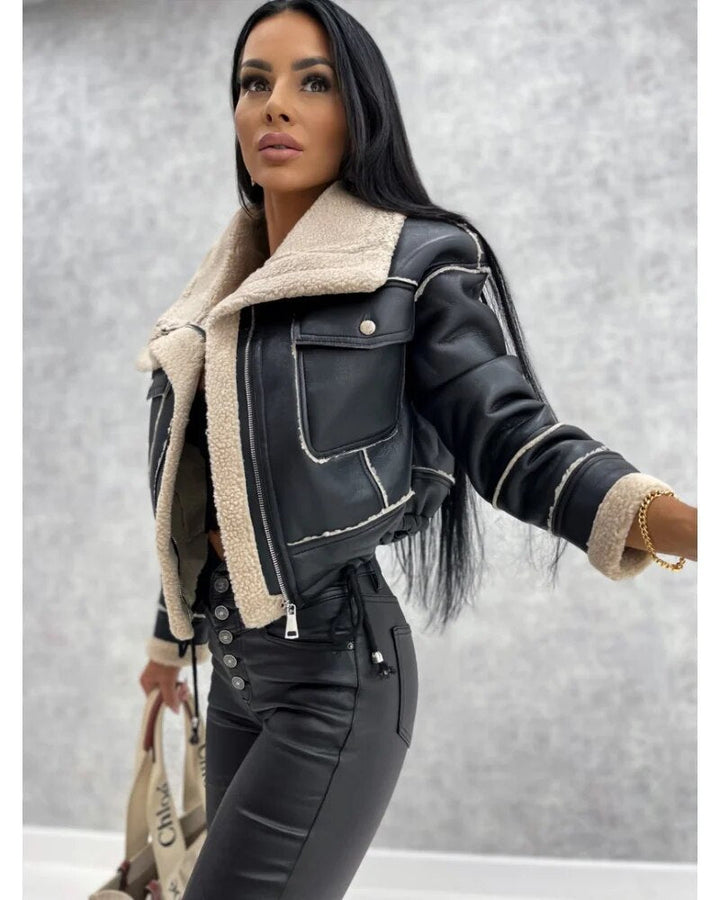 Modische kurze Lederjacke für Damen