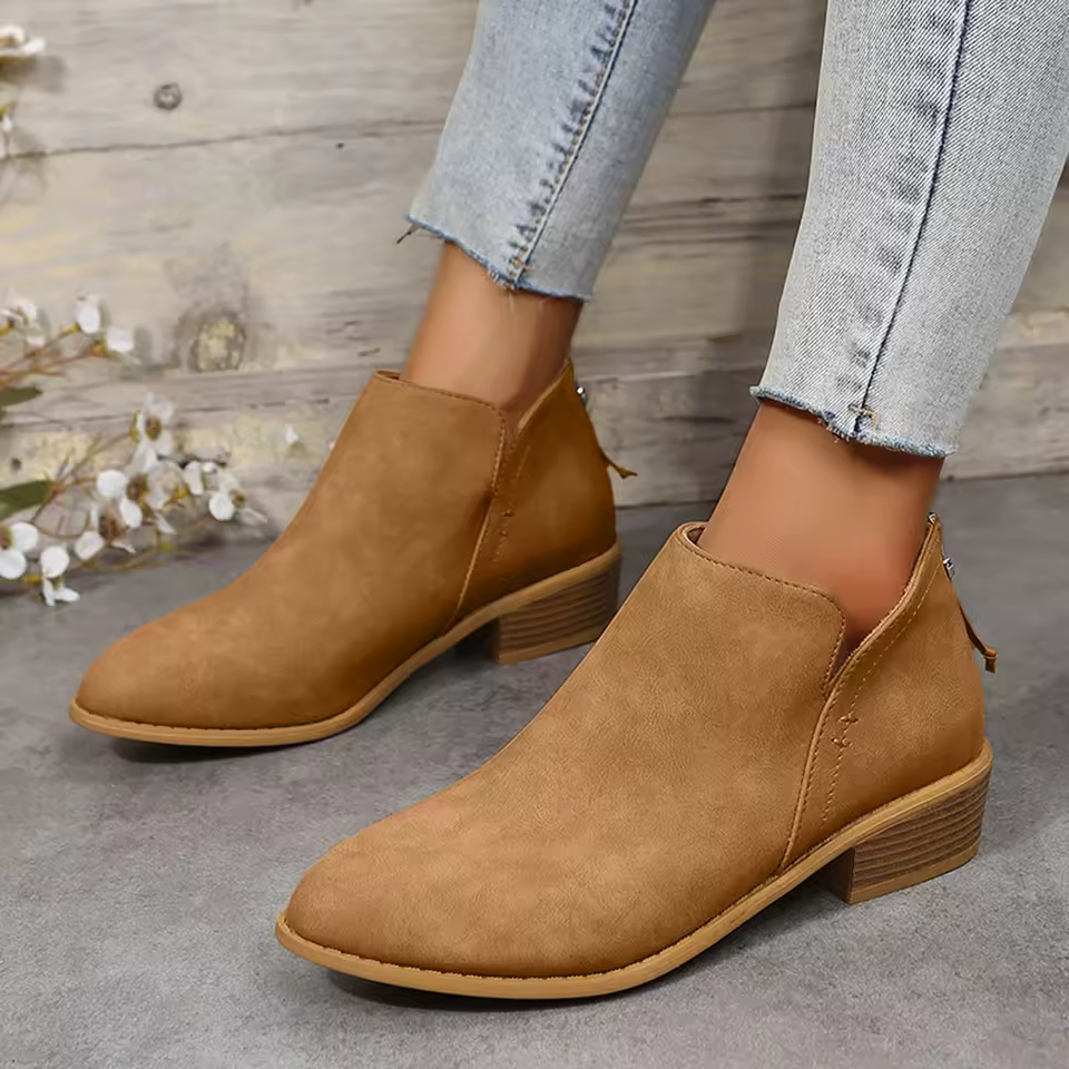 Botins de cunha para mulher com biqueira pontiaguda