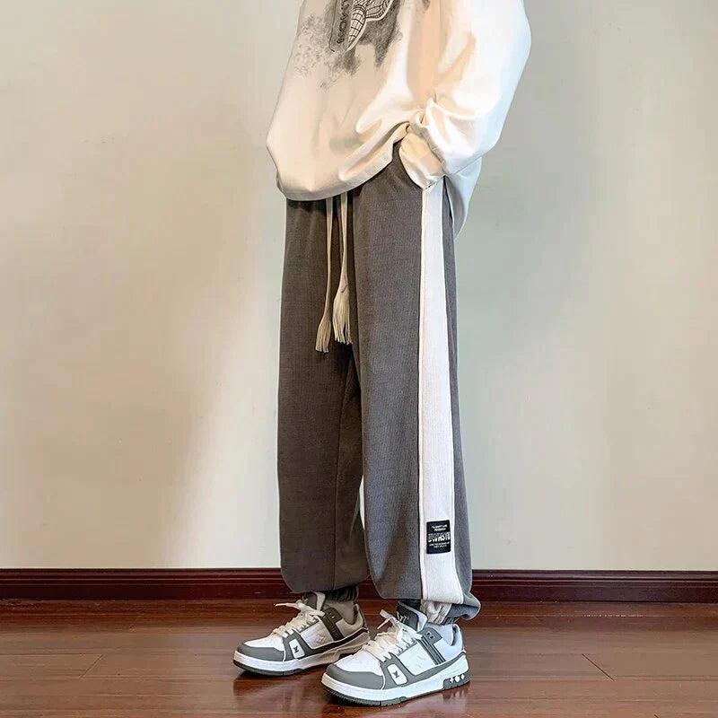 Men's Patch Design Streetwear Jogging Pants-Metro Lane Plaza
