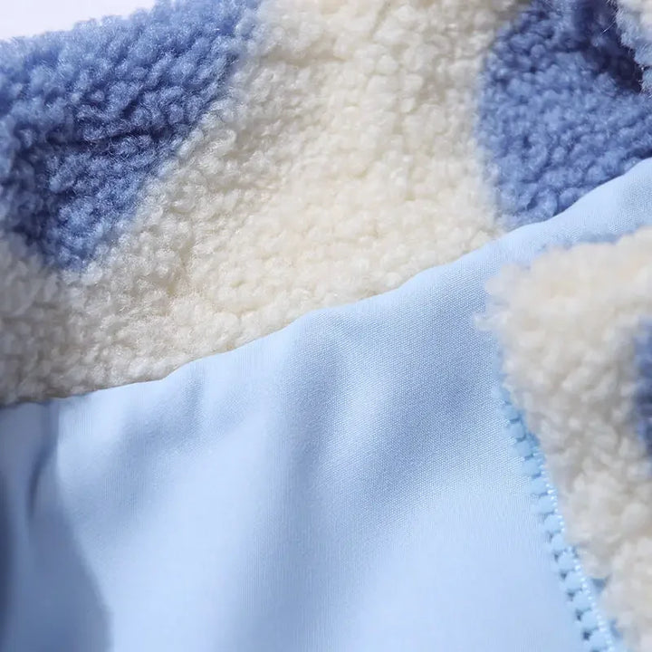 Giacca reversibile con cuore e dal comfort avvolgente da donna