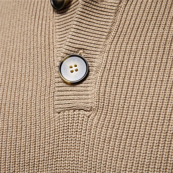 Maglione da uomo in maglia a girocollo con dettagli di bottoni
