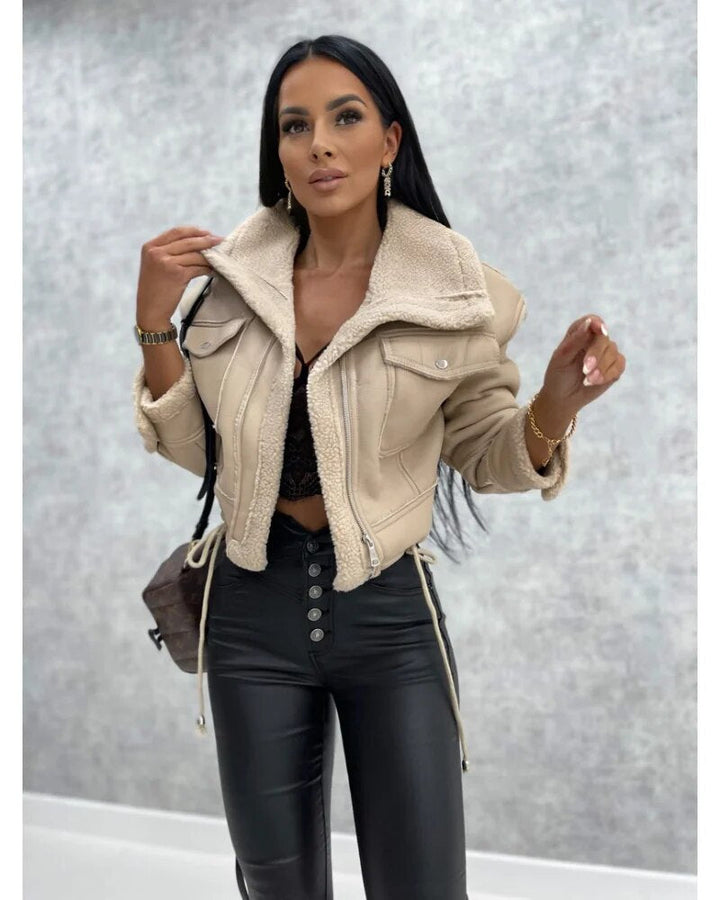 Modische kurze Lederjacke für Damen