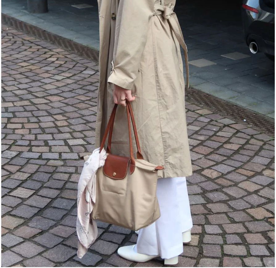 Women's Spacious Elegant Vegan Shopper Handbag for Any Occasion-Metro Lane Plaza