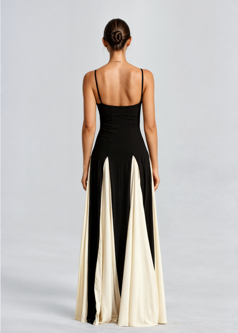Women's Elegant Maxi Dress-Metro Lane Plaza