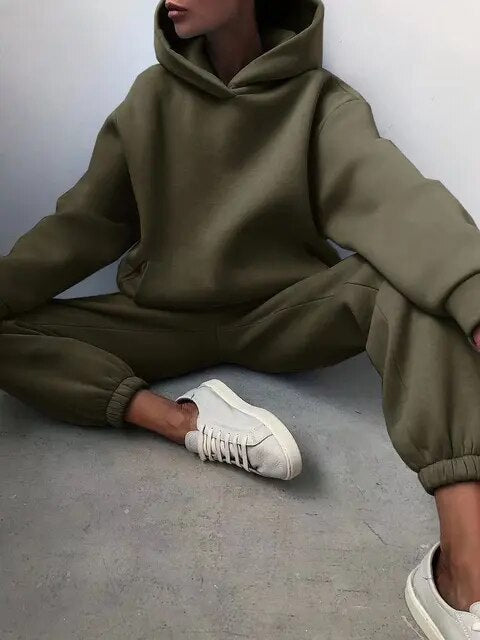 Skylar | Women's Oversized Hooded Tracksuit-Metro Lane Plaza