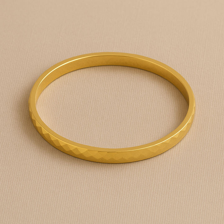 Sophia | Women's Elegant Gold Bracelet-Metro Lane Plaza
