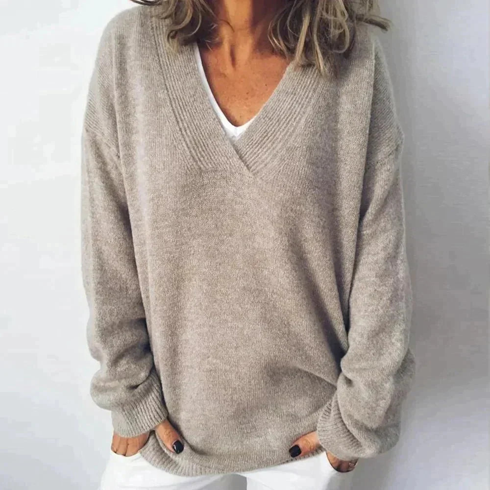Emma | Women's Warm Soft V-Neck Cashmere Sweater-Metro Lane Plaza