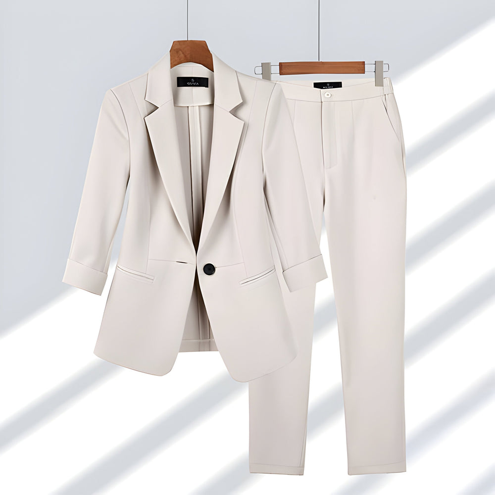 Women's Elegant Blazer and Trouser Set – Tailored Outfit for All Occasions-Metro Lane Plaza