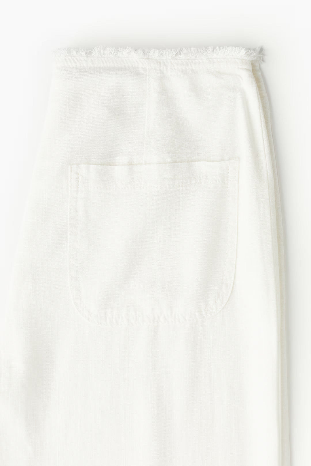 Tilde | Women's Wide-Legged Jeans – Light Denim, Relaxed Fit-Metro Lane Plaza