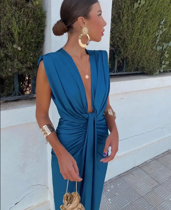 Amy | Women's V-Neck Midi Dress for Effortless Style-Metro Lane Plaza