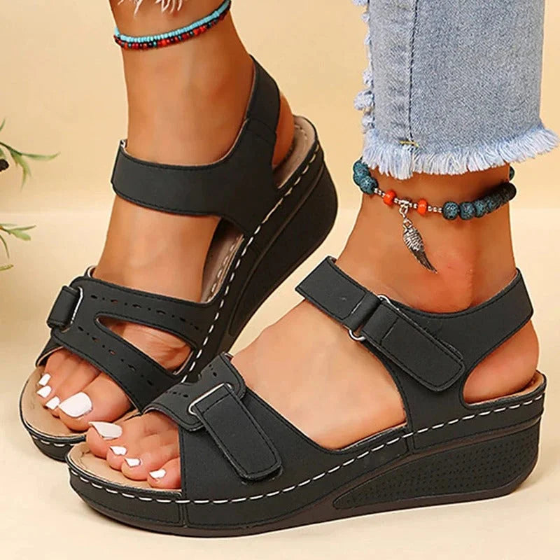 Baerte | Women's Orthopedic Sandals with Adjustable Closure for Support-Metro Lane Plaza