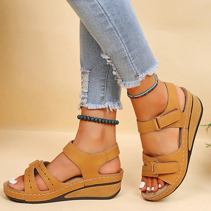 Baerte | Women's Orthopedic Sandals with Adjustable Closure for Support-Metro Lane Plaza