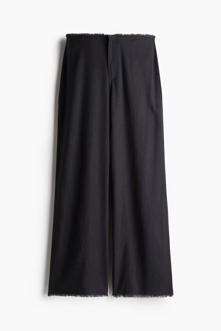 Tilde | Women's Wide-Legged Jeans – Light Denim, Relaxed Fit-Metro Lane Plaza