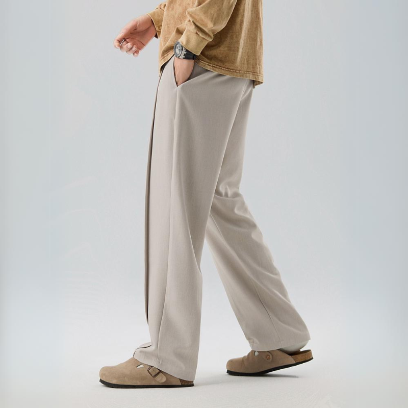 Carlton | Men's Relaxed Fit Pleated Trousers