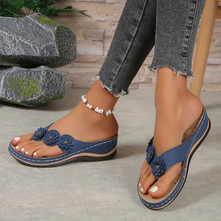 Cressida | Comfortable Adjustable Women's Orthopedic Sandals-Metro Lane Plaza