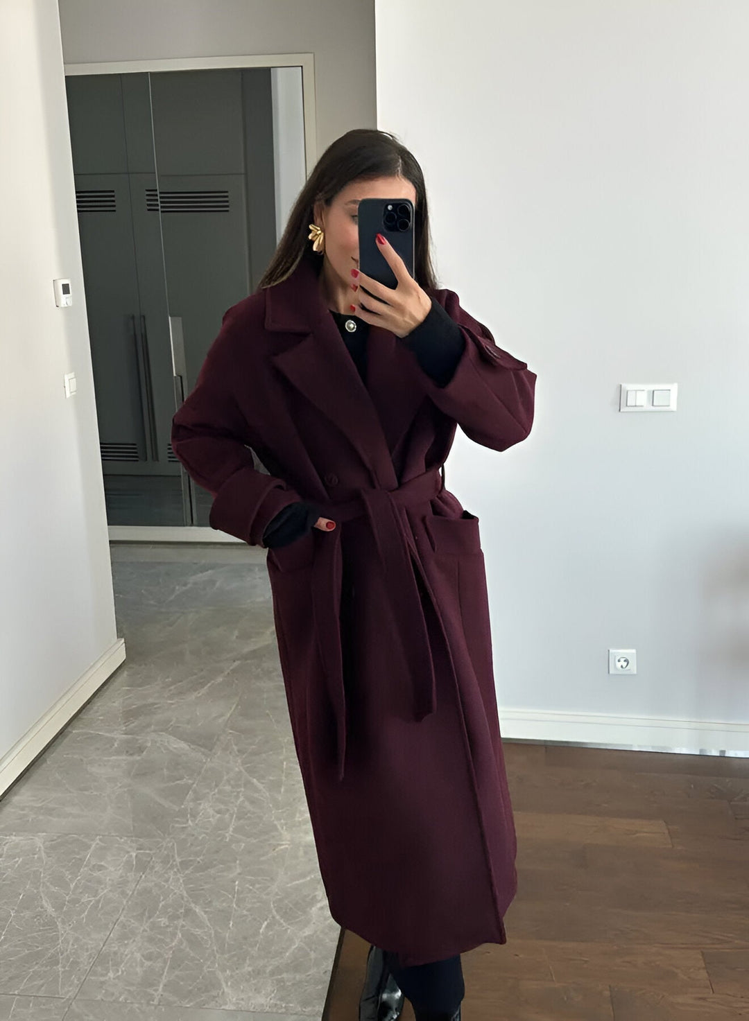 Oversize-Wollmischmantel für Damen in Burgunderrot mit zeitloser Eleganz