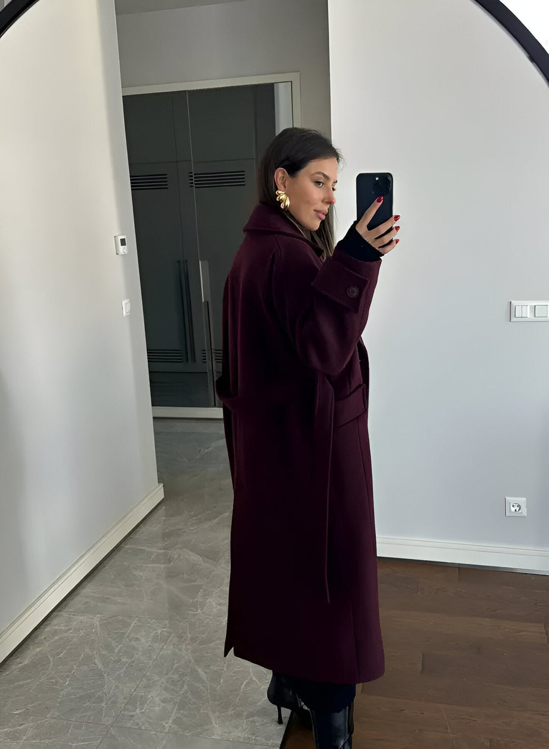Oversize-Wollmischmantel für Damen in Burgunderrot mit zeitloser Eleganz