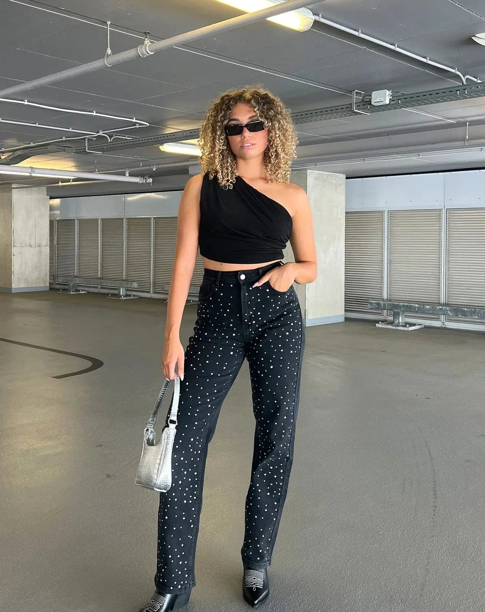Hailey | Women's Glitter Denim Jeans with Comfortable Fit-Metro Lane Plaza