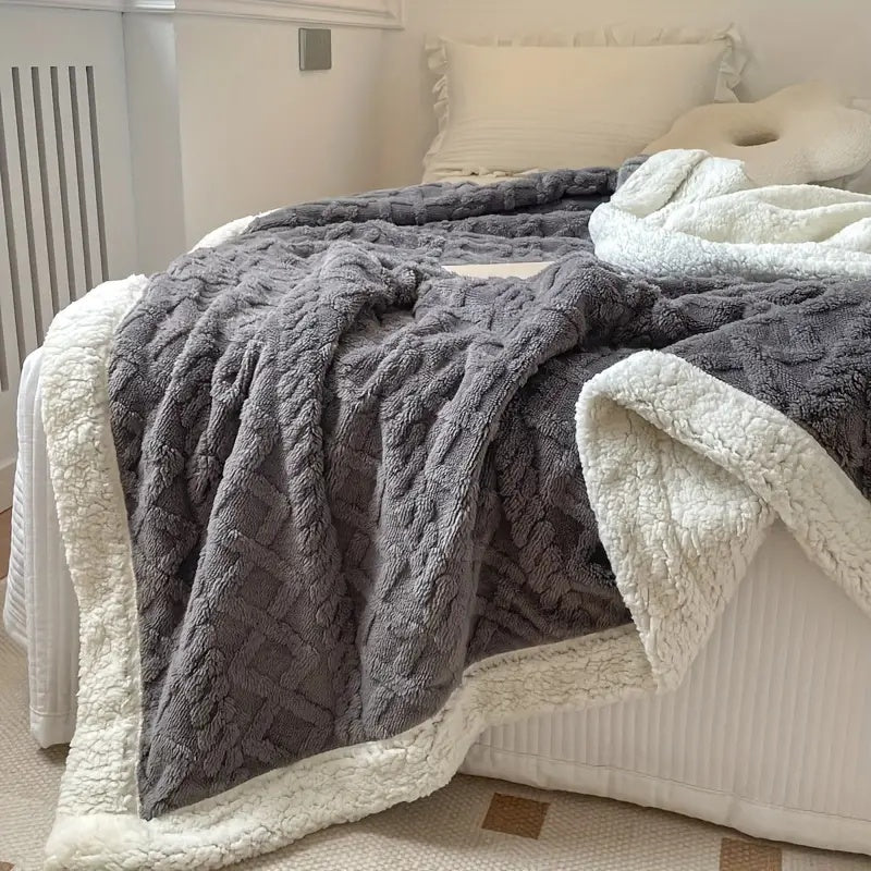 Cozy Fleece-Lined Throw Blanket – Reversible Warmth & Comfort-Metro Lane Plaza