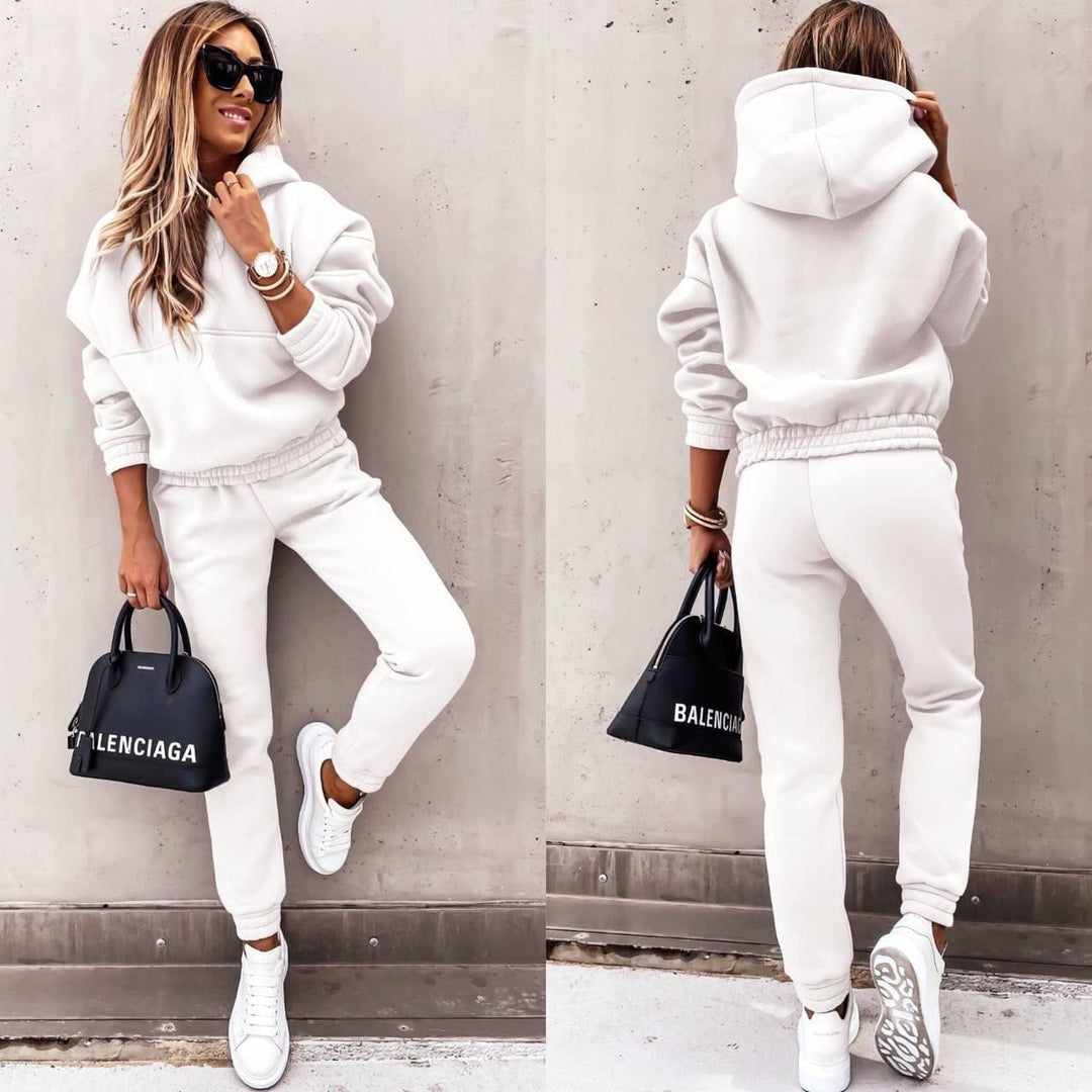 Ingrid | Women's Comfortable Jogging Set-Metro Lane Plaza