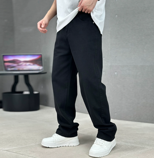 Jake | Men's Relaxed Fit Denim Jeans-Metro Lane Plaza