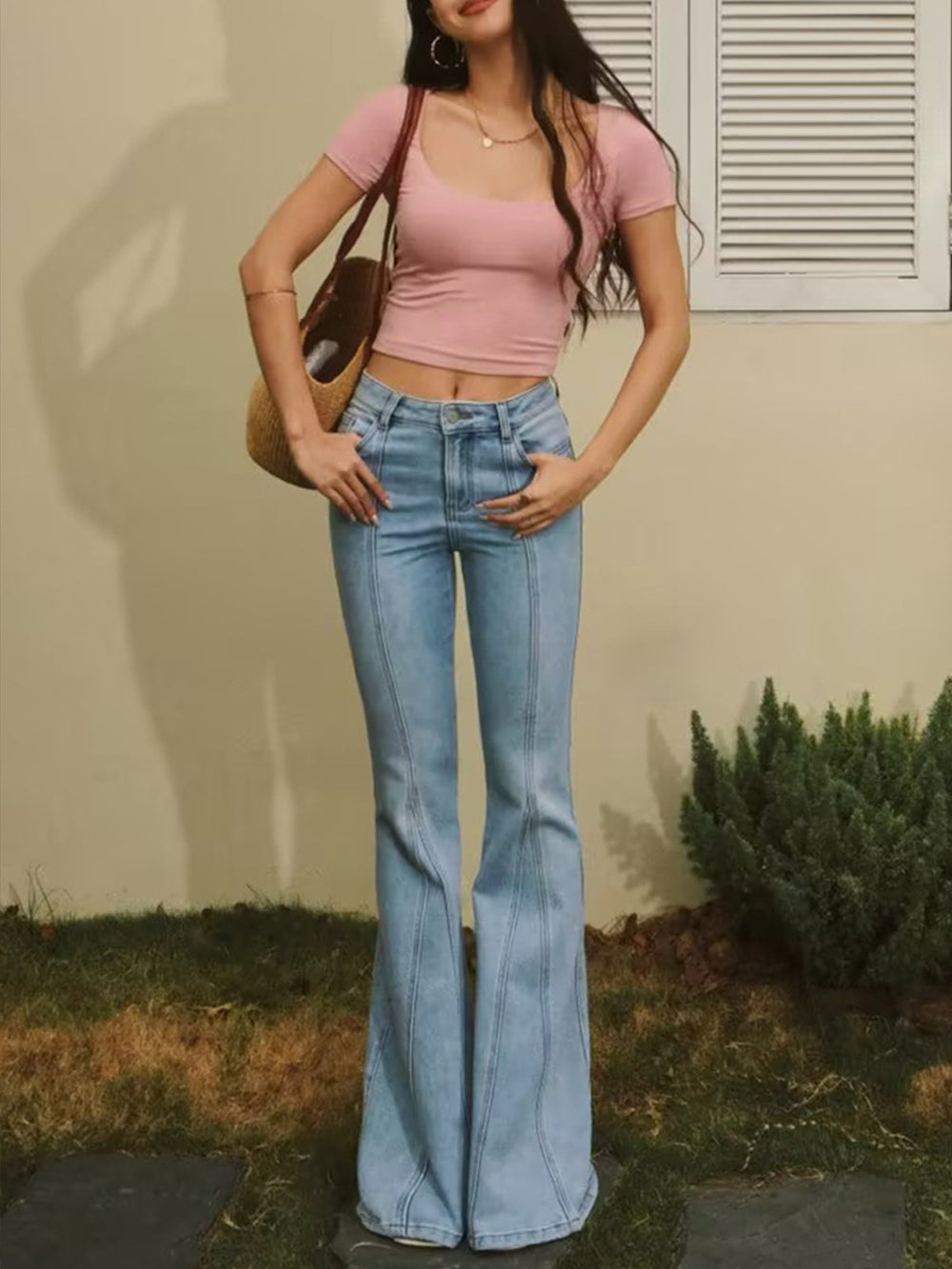 Jolette | Women's Flared Jeans with Pockets and Elegant Fit-Metro Lane Plaza