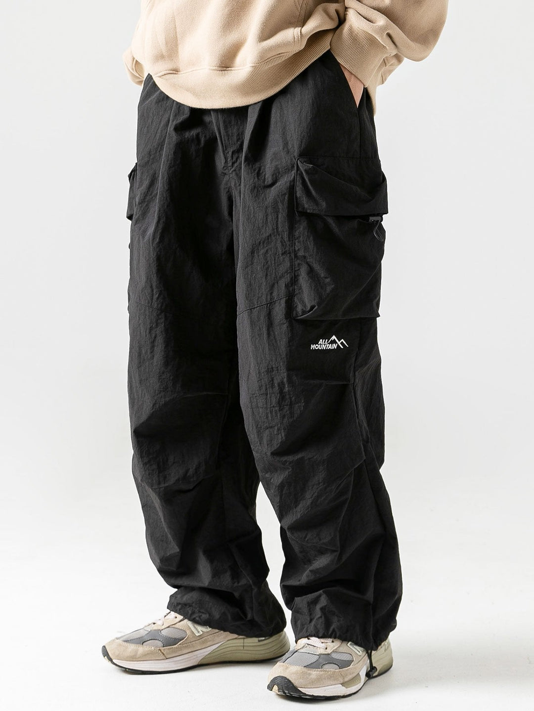 Men's Water-Resistant Cargo Pants for Outdoor and Hiking Activities-Metro Lane Plaza