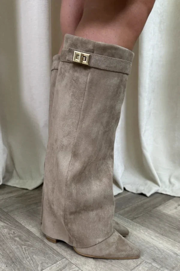 Women's Block Heel Boots with Elegant Fit and Buckle in Suede or Leather-Metro Lane Plaza
