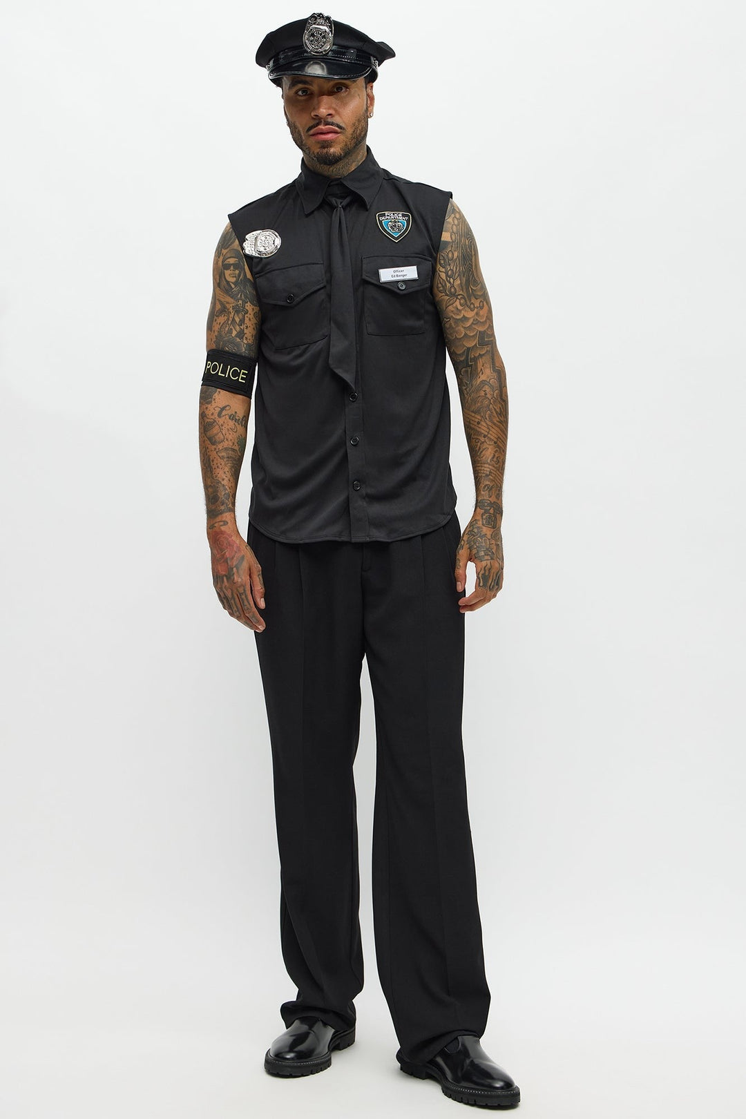Conjunto feminino de camisa e chapéu de fantasia de oficial