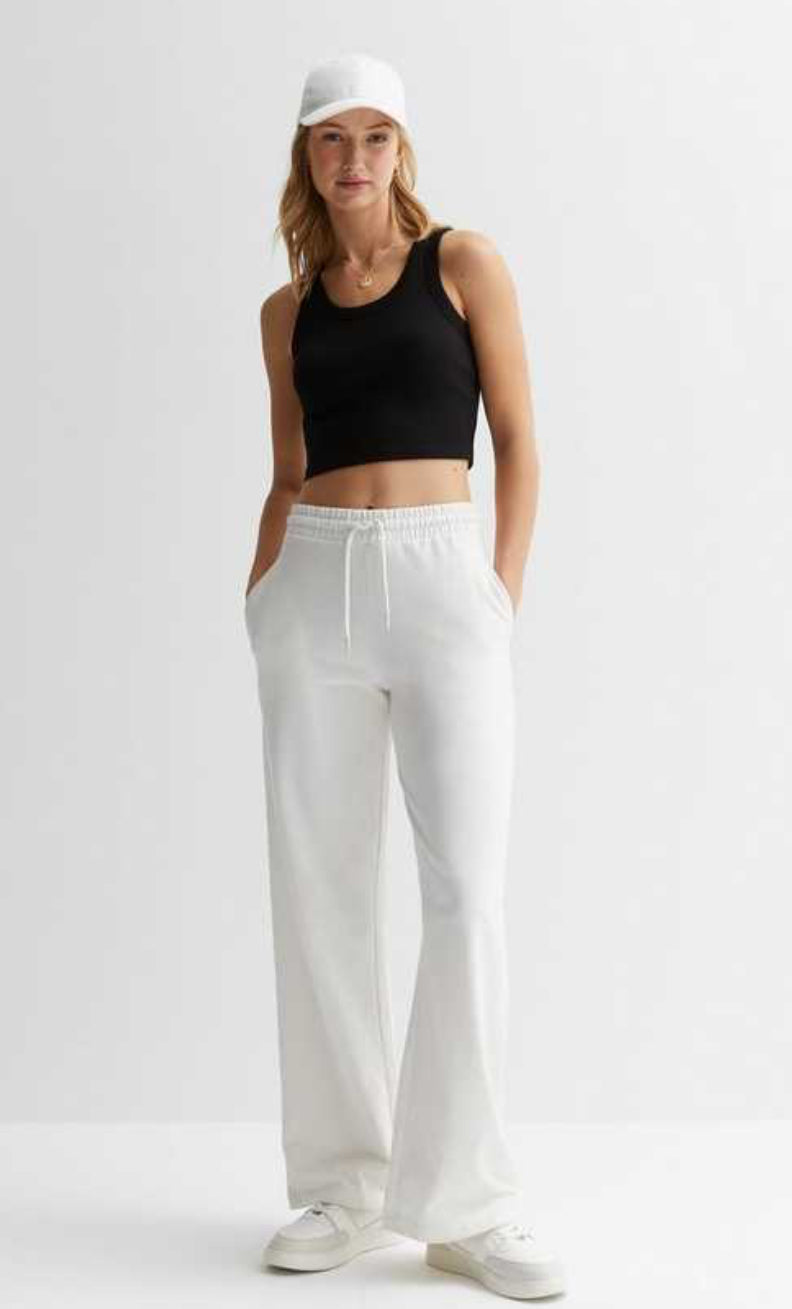 Luciana | Women's Comfortable Joggers for Perfect Style-Metro Lane Plaza