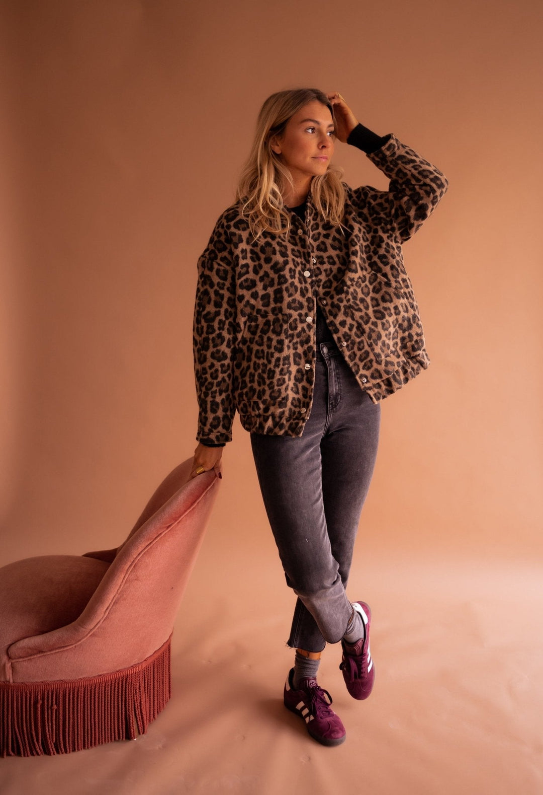Trendige Jacke für Damen mit Leopardenmuster